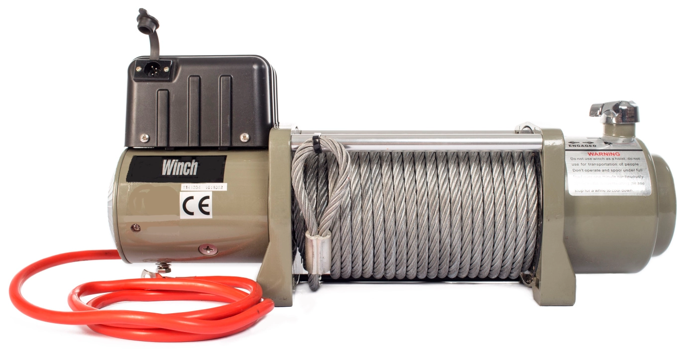 Лебедка электрическая автомобильная 7620кг 28м 12В (S16800)